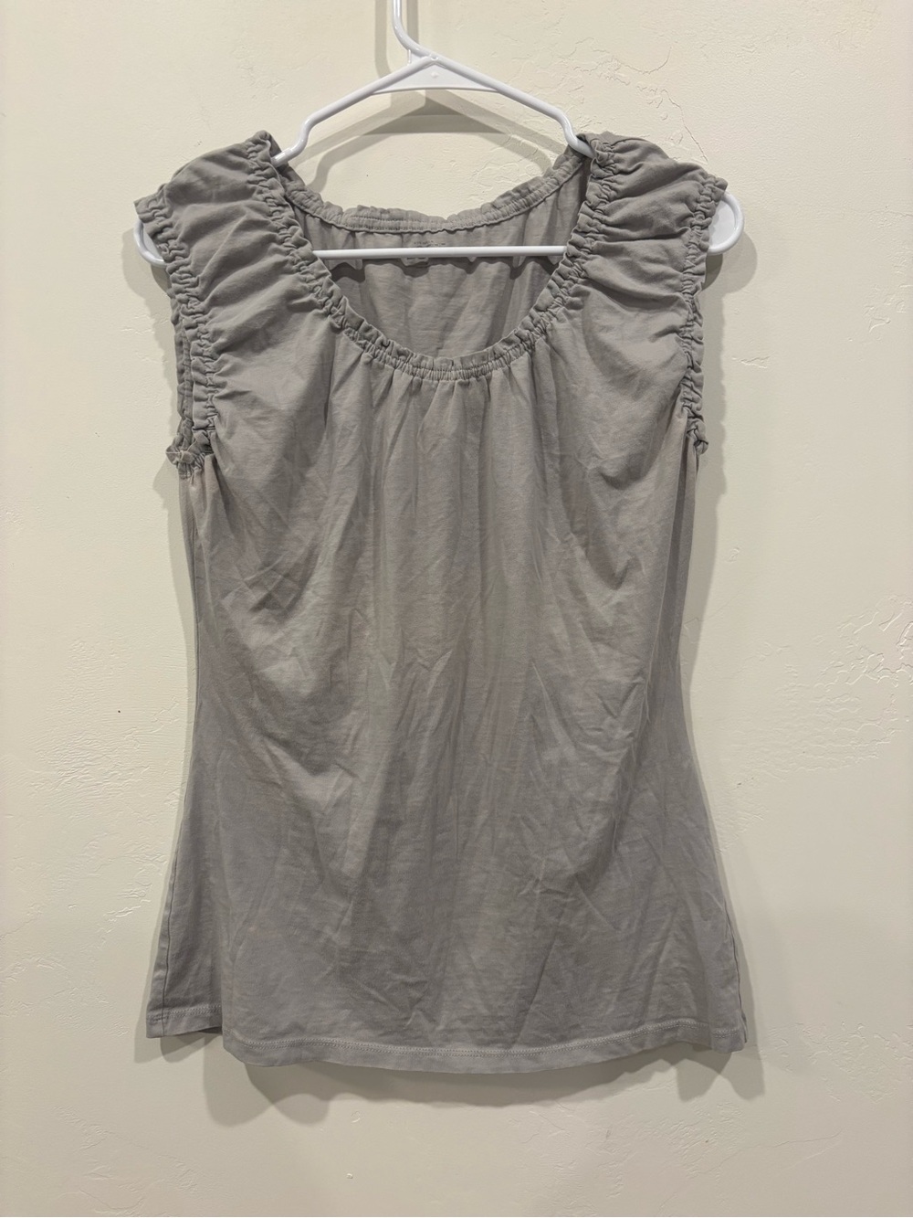 LOFT Gray Ruffle-Trim Sleeveless Tank